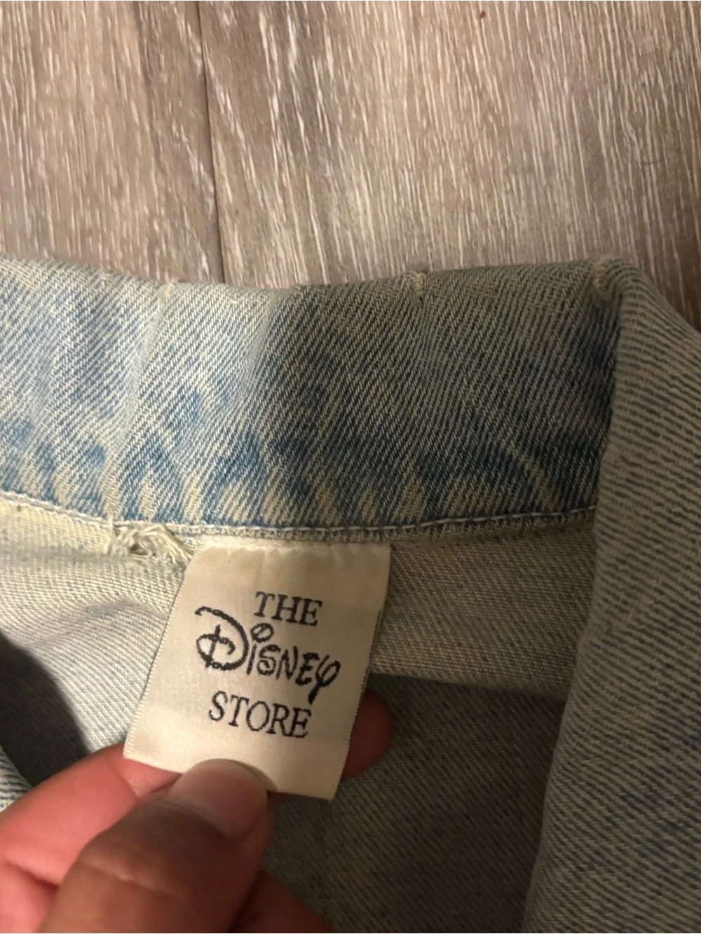 Vtg The Disney Store 'Winnie the Pooh & Friends' Denim Jacket Size XL distress